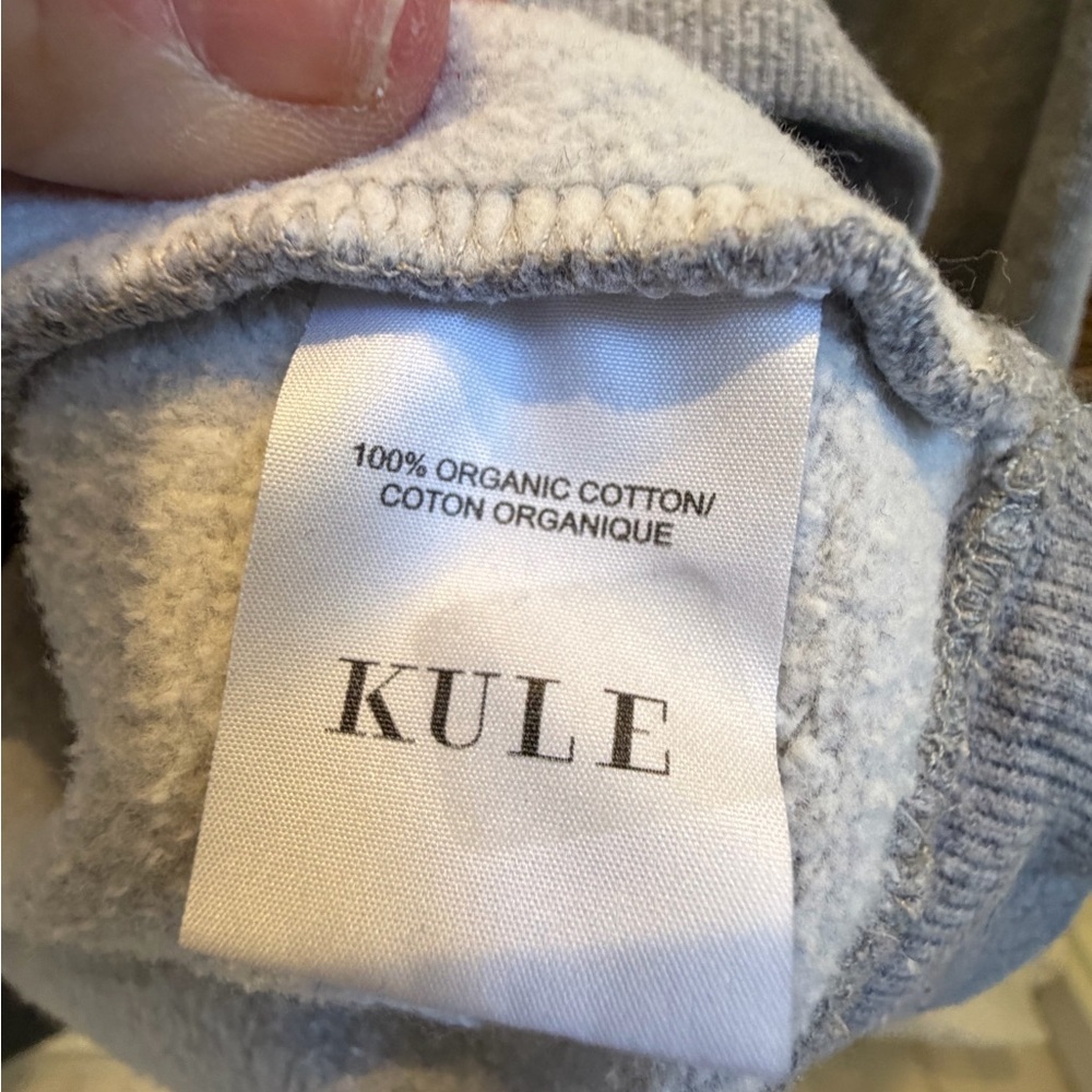 Small Anthropologie kule Apres Ski oversized sweatshirt gray embroidered - Picture 6 of 16